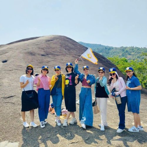 Hồ Lắk - Núi đá voi mẹ - Thác Draynur 1 ngày